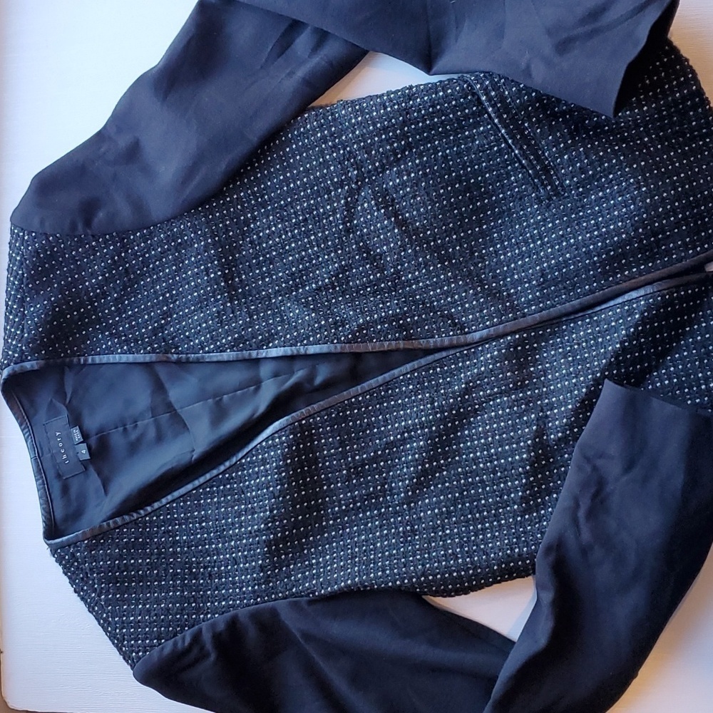 Theory Black Wool Blend Open Front Slim Tweed Blazer with Lamb Leather Trim 4